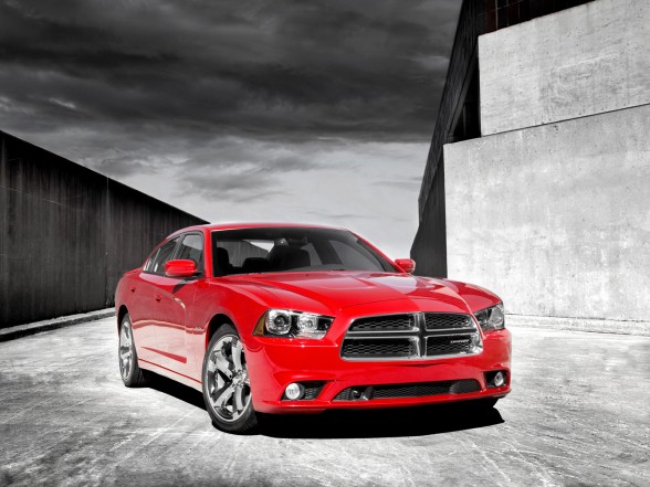 he Redline Tuning package from Mopar on the 370horsepower Dodge Charger R