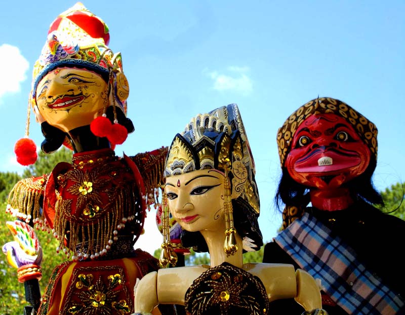 ROD PUPPETS WAYANG GOLEK CEPOT Art java batik
