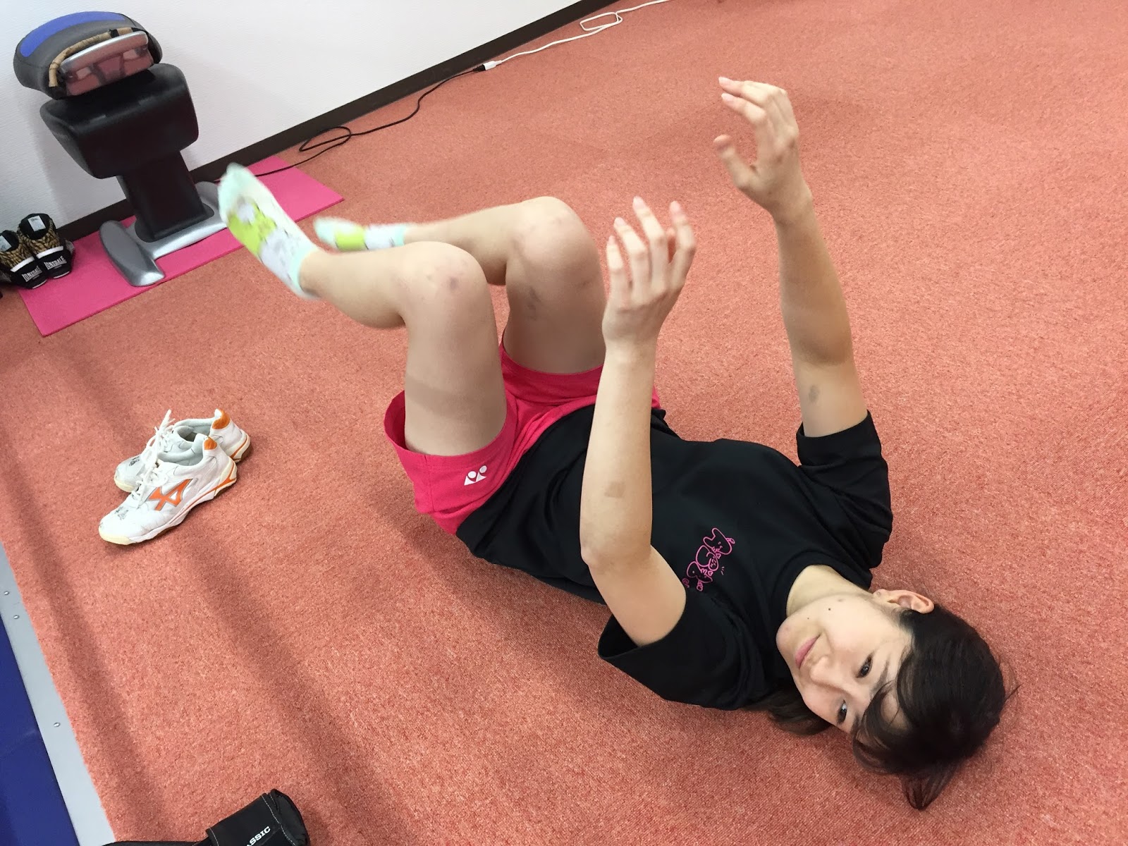Asb 全身の脂肪を溶かしプロポーションをキープしたいなら ゴキブリ体操が効果的