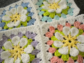 Harujion Design: Free pattern for a Flower Gardan Granny Square