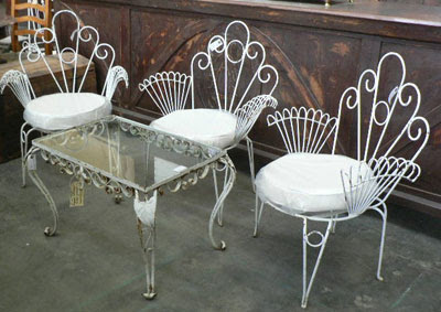 Garden Table  Chairs on Garden Furniture Tables  Chairs More Comfort Outdoor Ideas