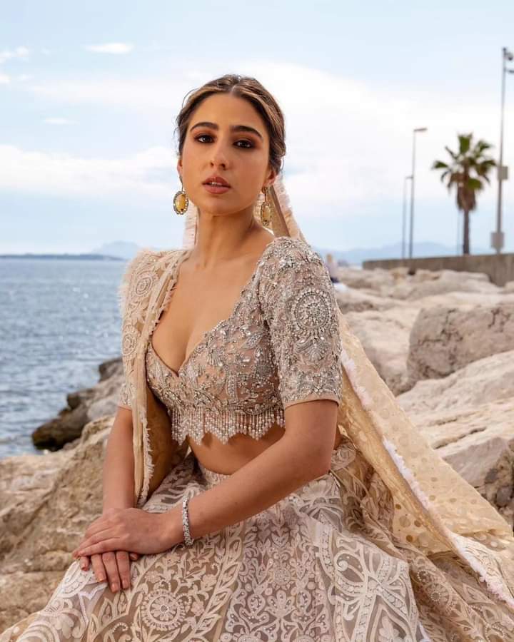 Sara ali khan pic