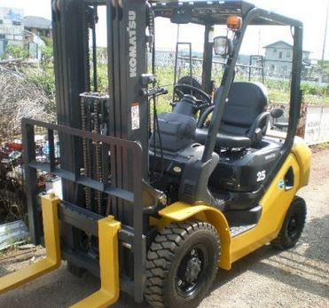 Xe nâng cũ Komatsu FD25-17 FD30-17