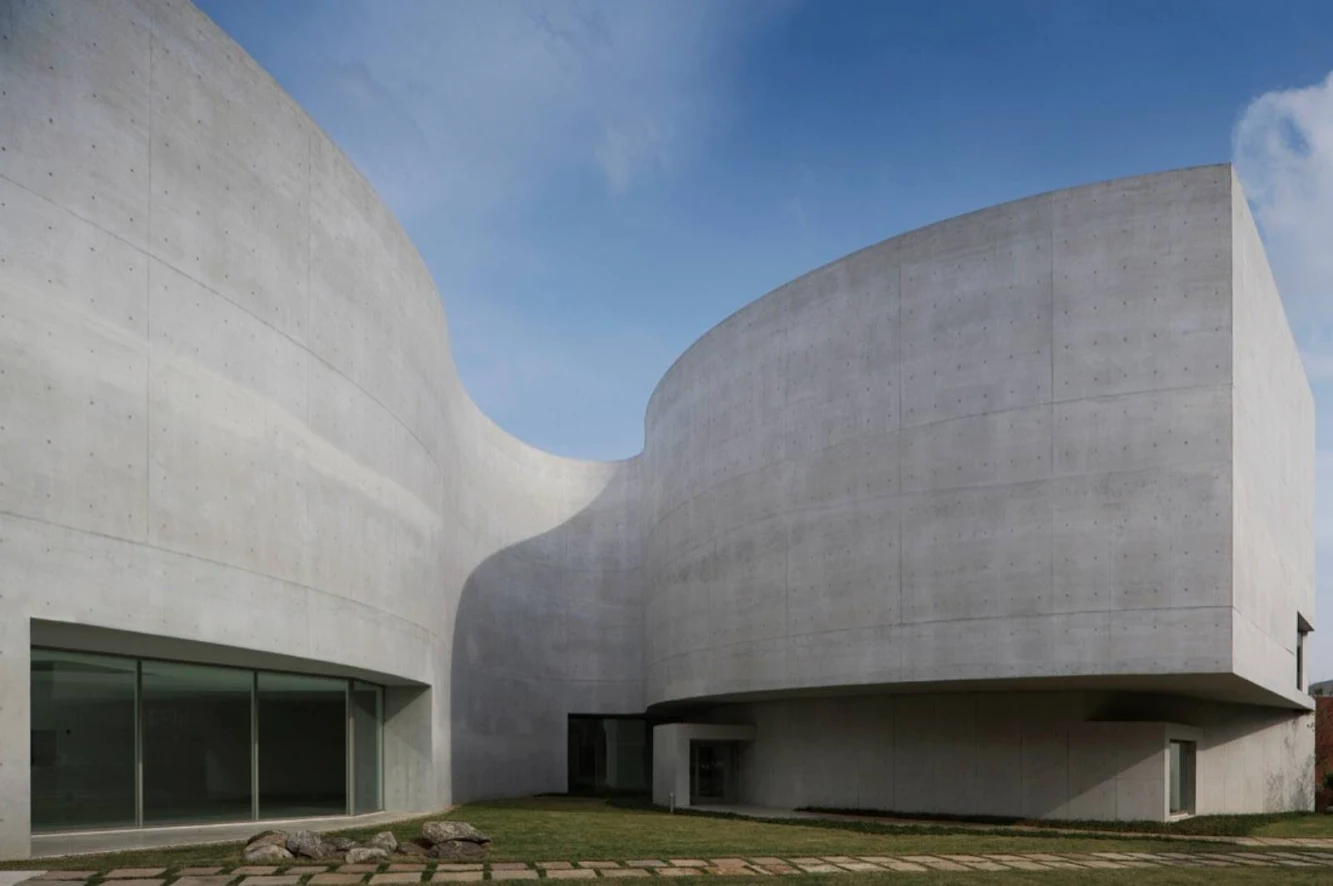 Mimesis Museum by Alvaro Siza Viera