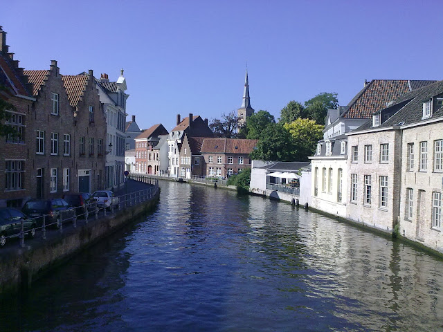 Um dos canais de Bruges Bélgica