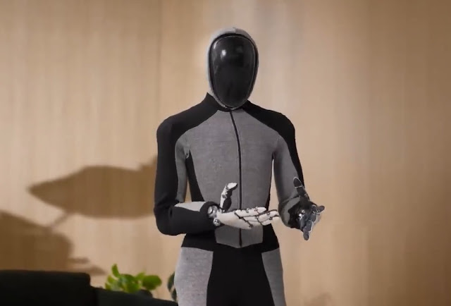 Ini adalah Neo Beta robot humanoid yang dibuat oleh perusahaan teknologi Bernama 1X yang berlokasi di San Francisco, CA, dan Moss, Norwegia.