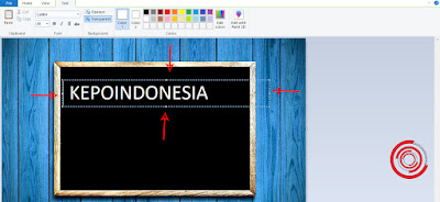 4. Untuk mengatur posisi dan letak teks, silakan kalian atur dengan mengatur posisi garis-garis yang ada di luar teks tersebut