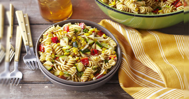 Salade de pâtes aux légumes grillés