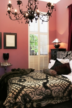 Pink And Black Bedroom Decor