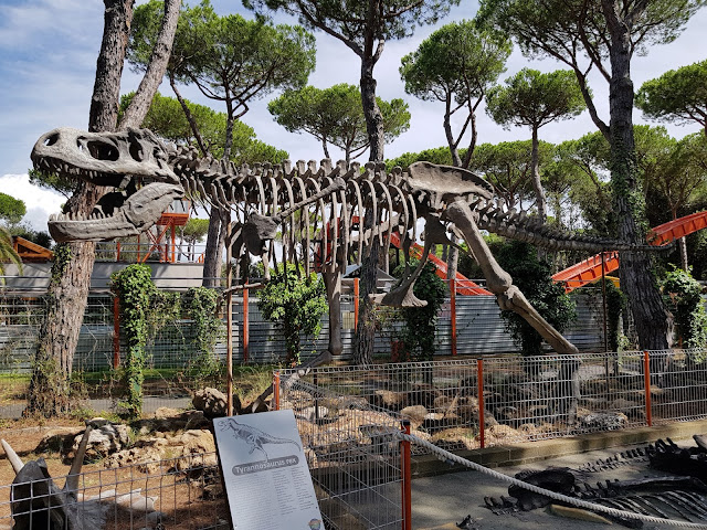 Dinosauri al Cavallino Matto parco divertimento