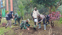 Dukung Citarum Harum, Polsek Kertasari Polresta Bandung Bersama Kolonel Purwadi Tanam Pohon Makademia