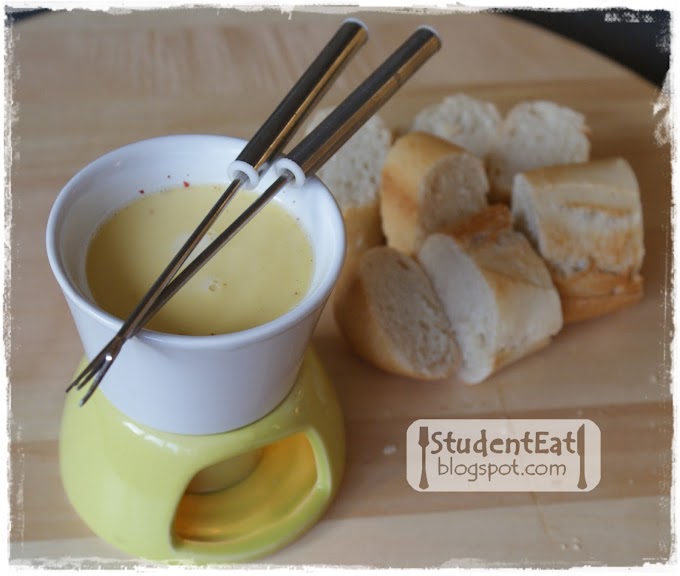 Serowe fondue