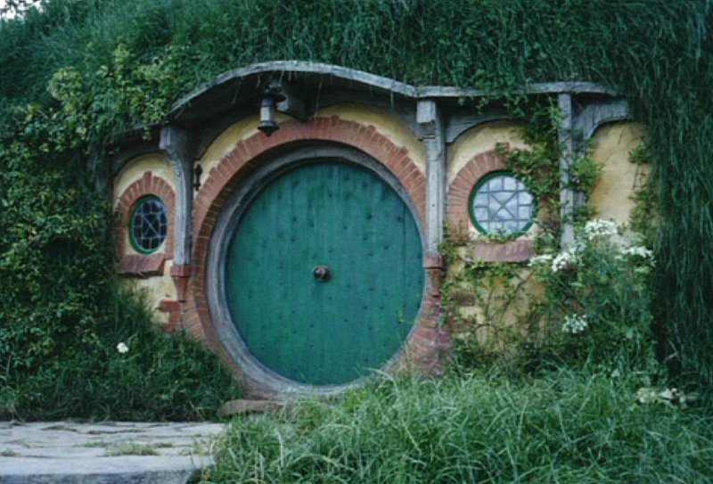 Hobbit door