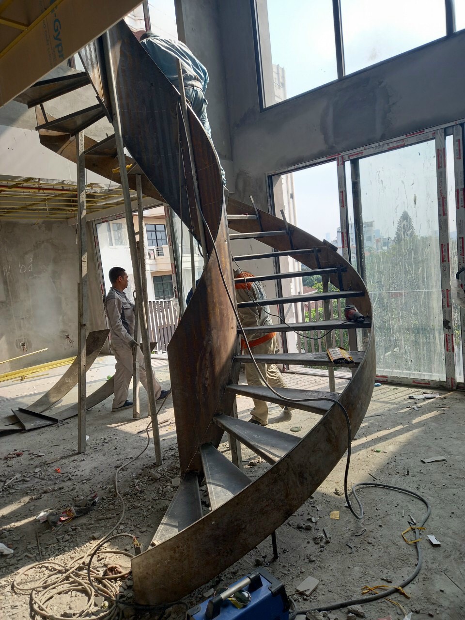 Đơn vị làm cầu thang sắt tại Khánh Hòa