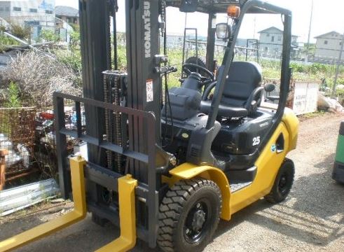 Xe nâng Komatsu FD25-17 FD30-17 0909648178