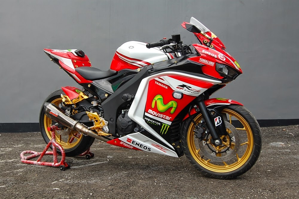 Foto Modifikasi Yamaha YZF R25 Edisi MotoGP Keren