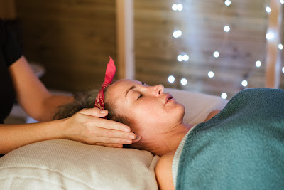 Ultimate Online Reiki Package Review – Is It Really Worthy? Let's Find Out!