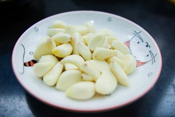 What are the benefits of  eat Garlic daily ? Why you eat Garlic ? |  Health Tips