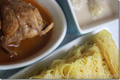 Periuk belanga zarin: roti jala cik su dan gulai ayam 