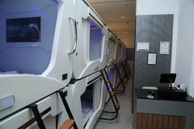 Riyadh Airport is now offering Sleeping pods service for Passengers - Saudi-Expatriates.com