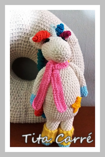 Unicórnio Freddo em crochet