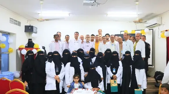 تكريم كوادر مركز الحروق بهيئة مستشفى الثورة العام في الحديدة.