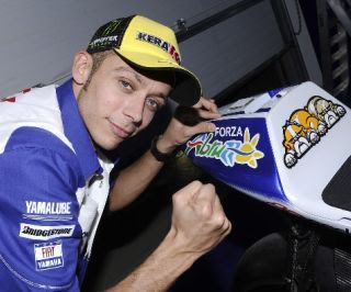 Valentino Rossi  on Valentino Rossi Escribe En Marca   La Goma Me Dijo   Ve Despacio