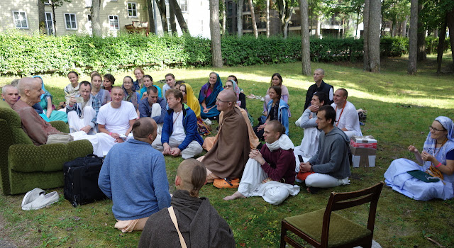 Sankarshan Das Adhikari - Meeting With Disciples at the Baltic Festival - Palanga, Lithuania