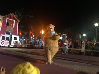 Country Bears Boo to You Parade Disney World