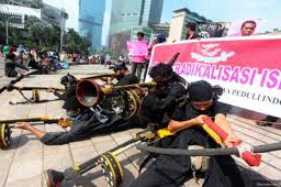 Makalah Tentang Ancaman Ideologi Radikal Di Indonesia dan Di dunia