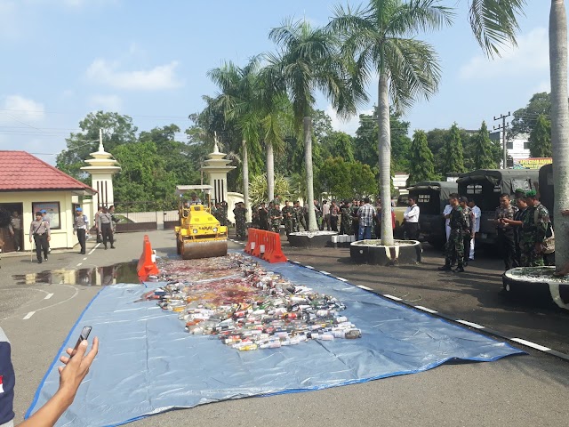 7000 Botol Miras digiling Tendem Roller, 5000 Tramadol dilahap sijago merah