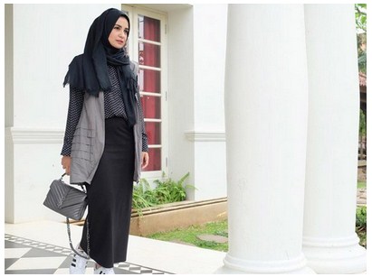 Padu Padan Style Casual Outerwear Vest  Muslim untuk Ke 