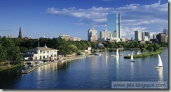 BostonSkyline_EN-US892475580