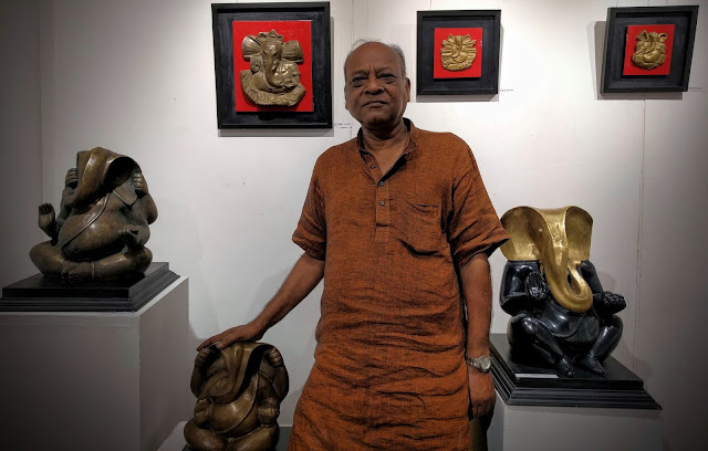 Tapas Sarkar with his bronze sculptures for the exhibition "GANAPATI" at Indiaart Gallery, Pune (www.indiaart.com)