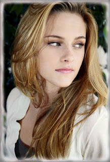 Kristen Stewart - Long hairstyle - Celebrity Hairstyle