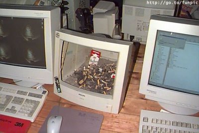 [monitor_ashtray.jpg]