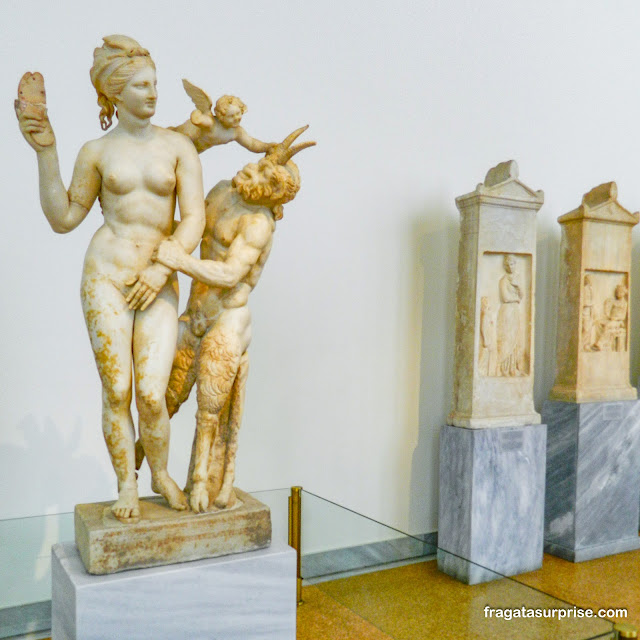Afrodite e Pan o Museu Nacional de Arqueologia de Atenas