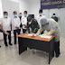 Gubernur Kepri Menyerahkan Alat Sefety Box PCR Kepada Rumkital Dr. Midiyato Tanjungpinang 
