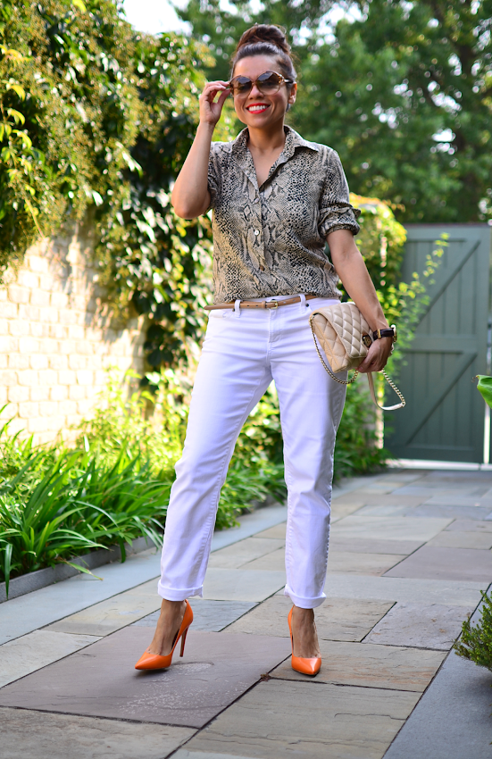 Outfit with boyfriend white jeans 