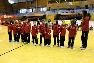 Presentación de los equipos del Club Balonmano Zuazo