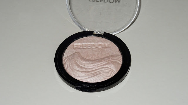Freedom Makeup Pro Highlight