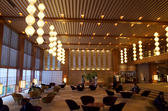 Lobby-Hotel-Okura-Tokyo