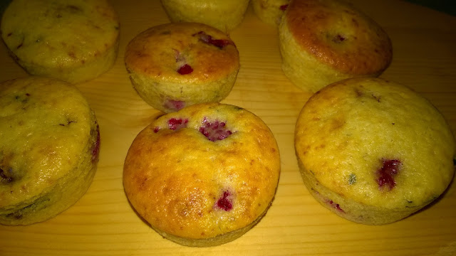 Muffins aux framboises et à la menthe