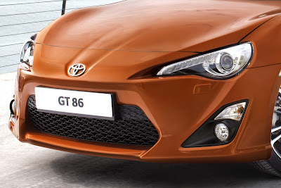 Toyota GT 86 Front View HD Wallpaper