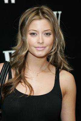 holly valance blonde highlights