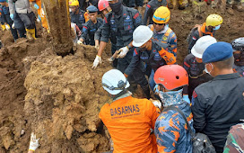 Hujan Rintik Tak Halangi Proses Evakuasi Lima Korban Gempa Cianjur