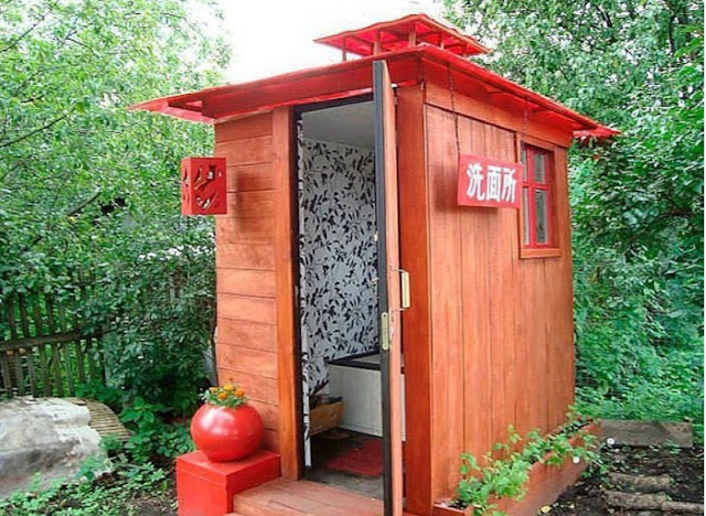 outdoor bathroom and toilet ideas