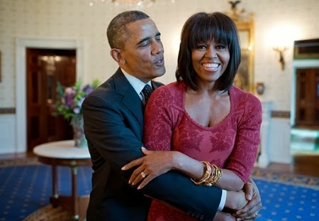 Michelle e Barack Obama nella Sala Blu della Casa Bianca, 17 gennaio 2013.