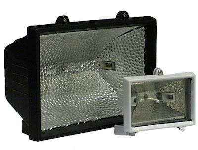 The EHS 150W Enclosed Halogen Flood Light 