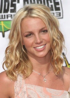 Britney spears wavy hair